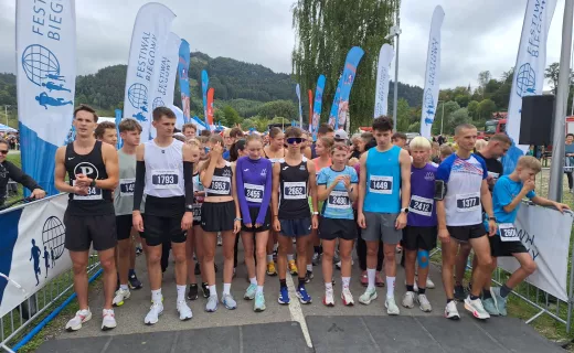 Bieg na 1 km cieszył się wielkim zainteresowaniem na Festiwalu Biegowym w Piwnicznej - 14